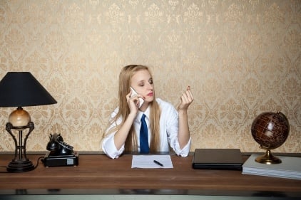 Customer_Service_Dos_and_Donts_for_Diamond_Retailers.jpg Customer Service do's and dont's for retailers image