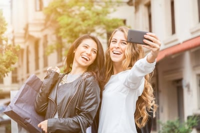 Introduction to Social Media for Diamond Jewelry Retailers Introduction to Social Media for Diamond Jewelry Retailers